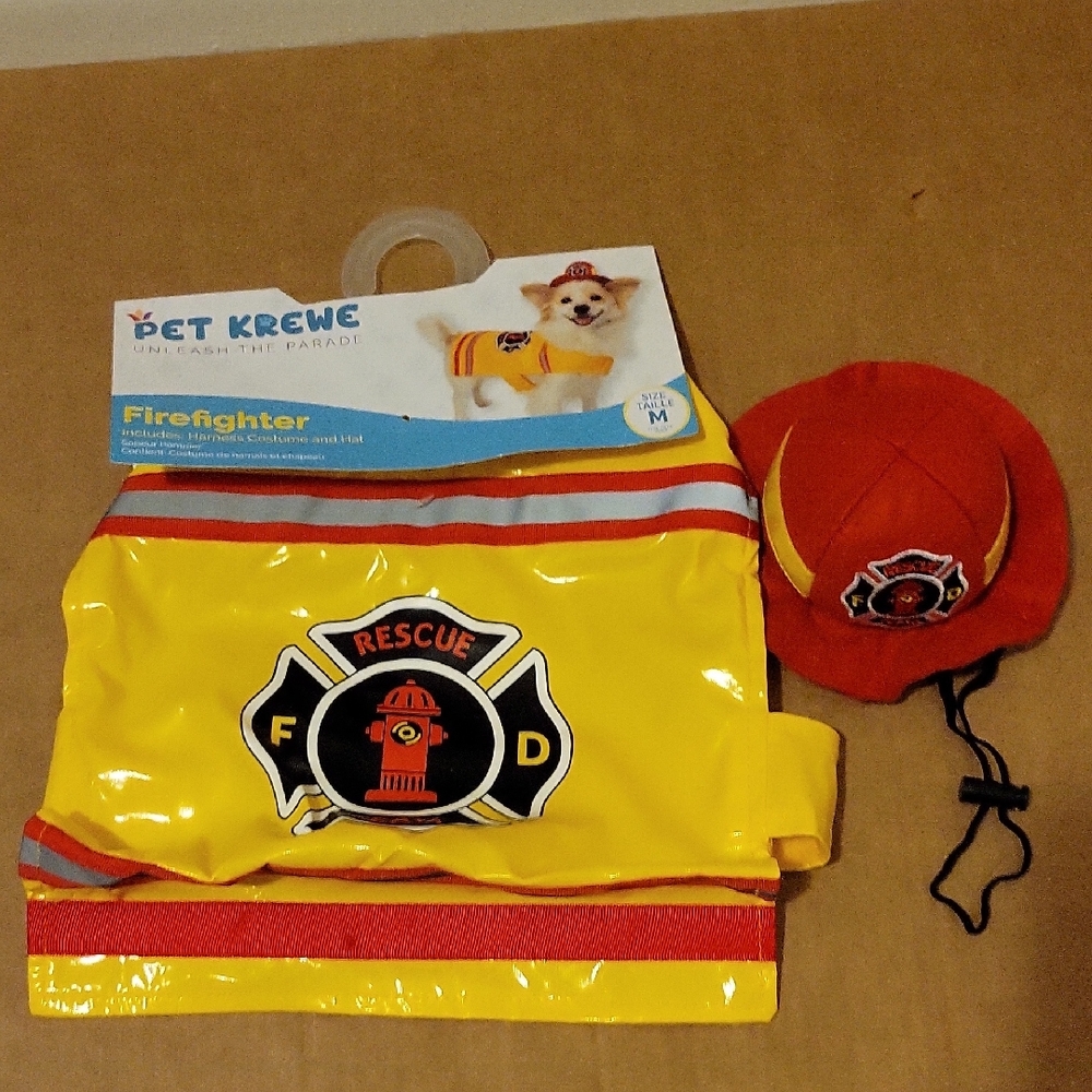 NWT: Pet Krewe Firefighter Dog Costume Size Medium